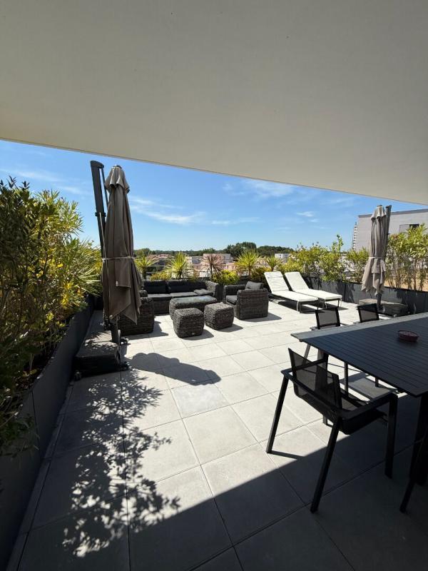 Appartement - 94 m² - 5 pièces