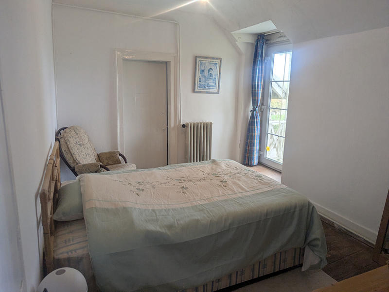 Maison - 238 m² - 8 pièces