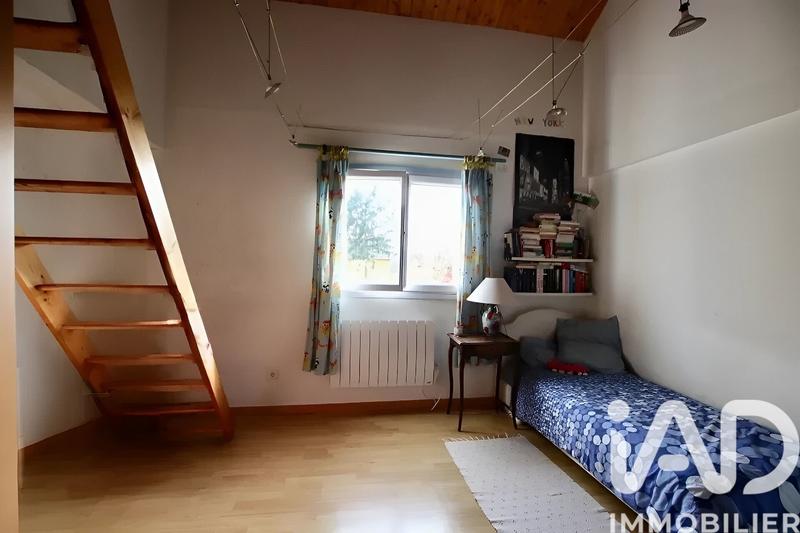 Maison - 180 m² - 7 pièces