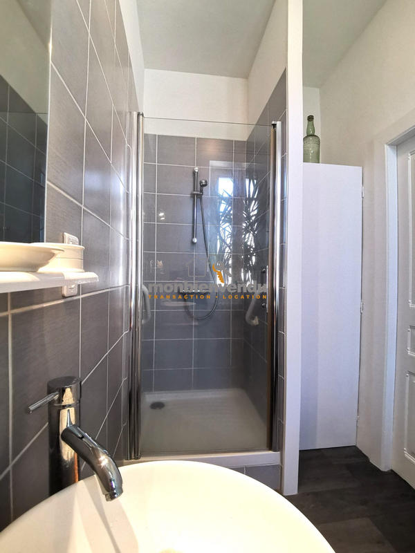 Appartement - 152 m² - 5 pièces