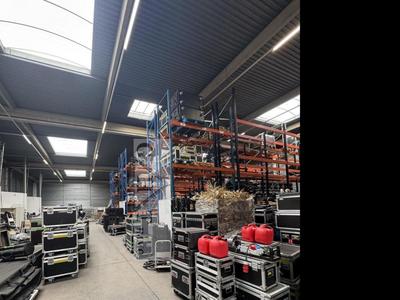 Entrepôt - 1 000 m²