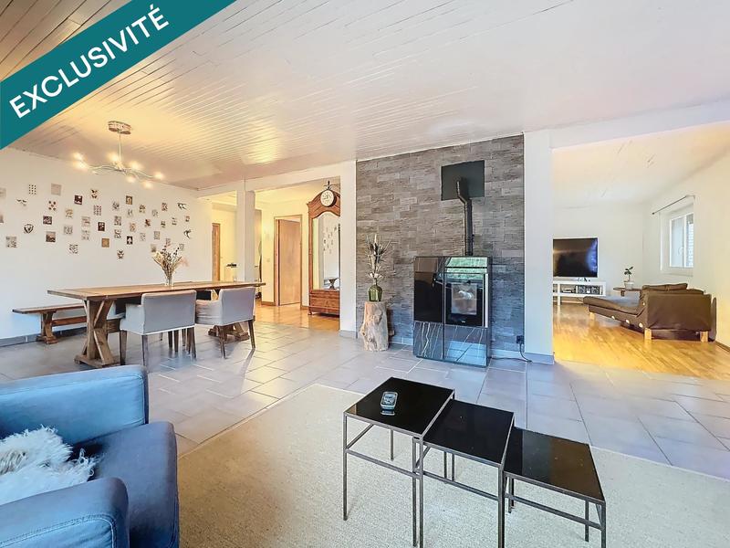 Maison - 202 m² - 7 pièces