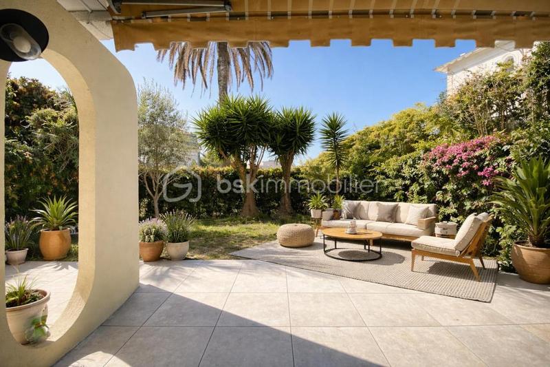 Appartement - 64 m² - 2 pièces