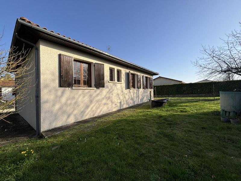 Maison - 90 m² - 6 pièces