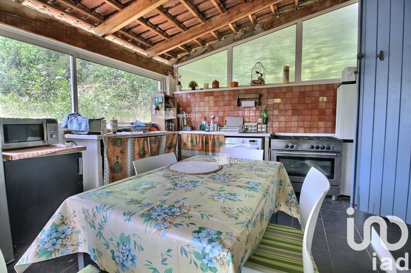 Maison - 205 m² - 9 pièces