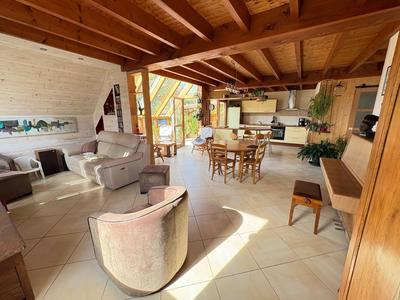 Maison - 130 m² - 6 pièces