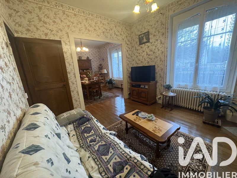 Maison - 125 m² - 9 pièces