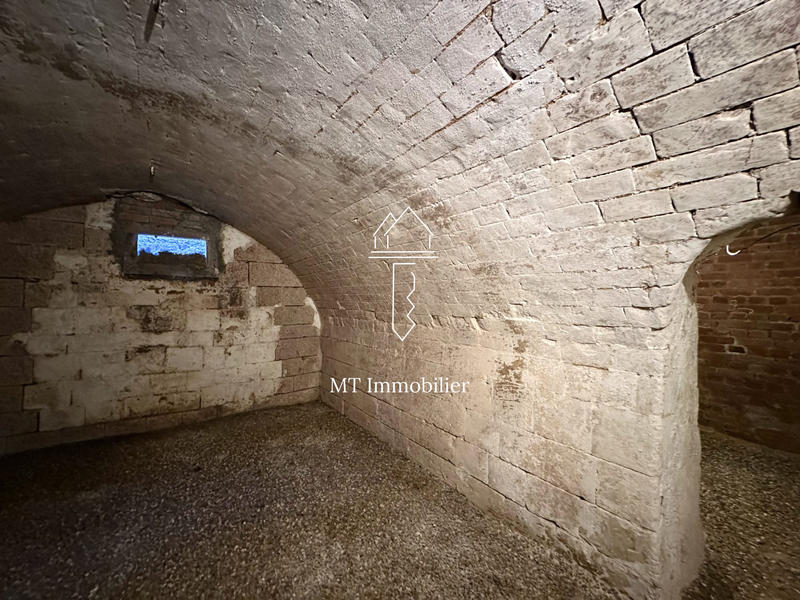 Maison - 376 m² - 14 pièces