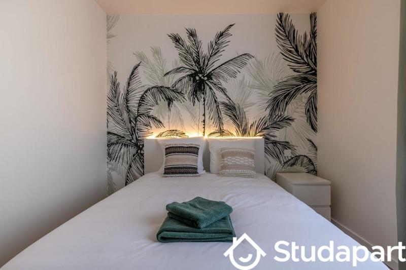 Chambre - 10 m² - 1 pièce