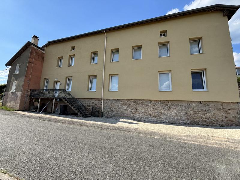 Maison - 220 m² - 8 pièces