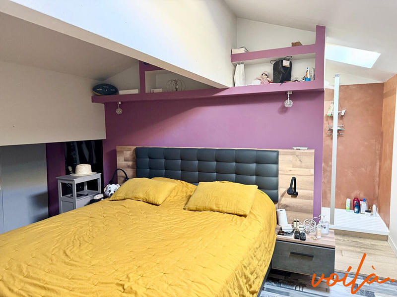 Maison - 313 m² - 8 pièces