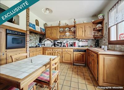 Maison - 167 m² - 7 pièces