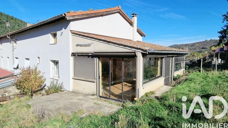 Maison - 178 m² - 6 pièces