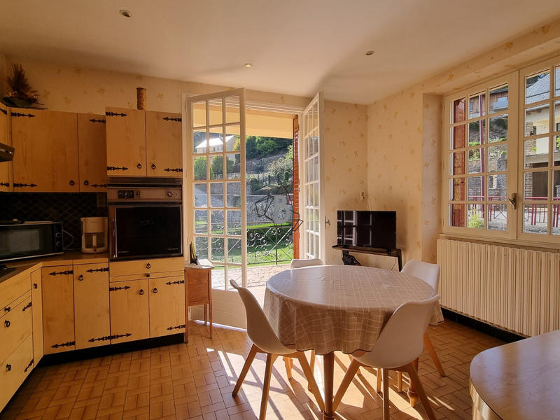 Maison - 197 m² - 6 pièces