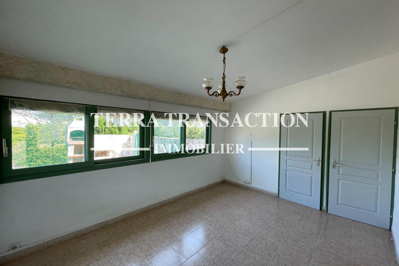 Mas - 220 m² - 15 pièces