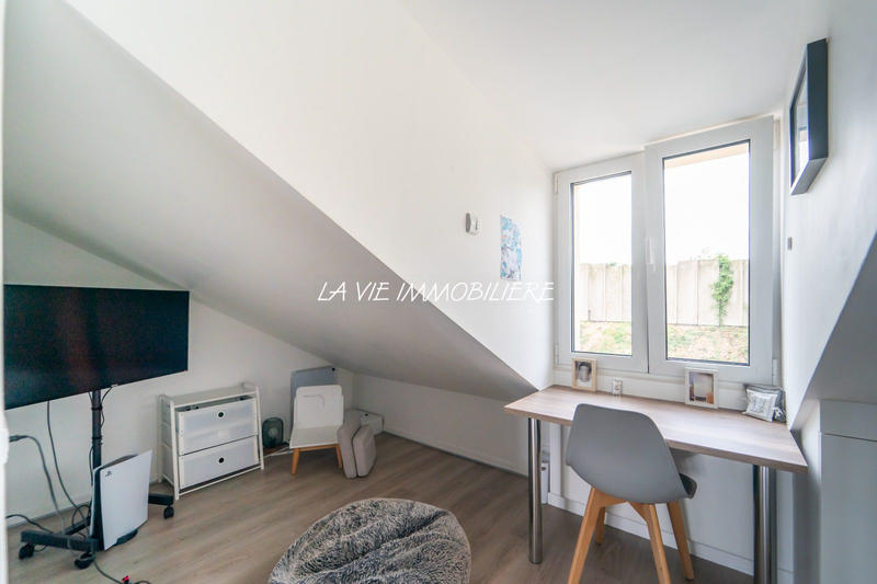 Maison - 121 m² - 4 pièces