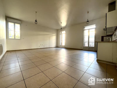 Appartement - 91 m² - 3 pièces