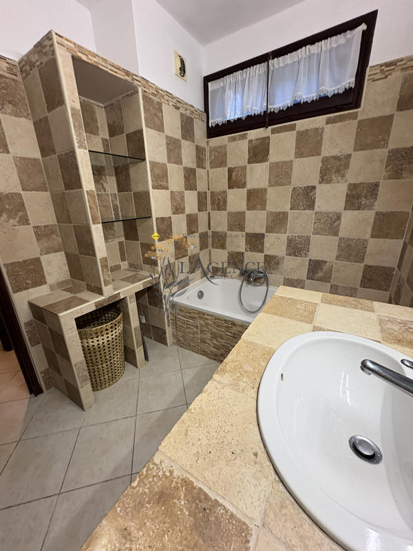 Appartement - 89 m² - 4 pièces