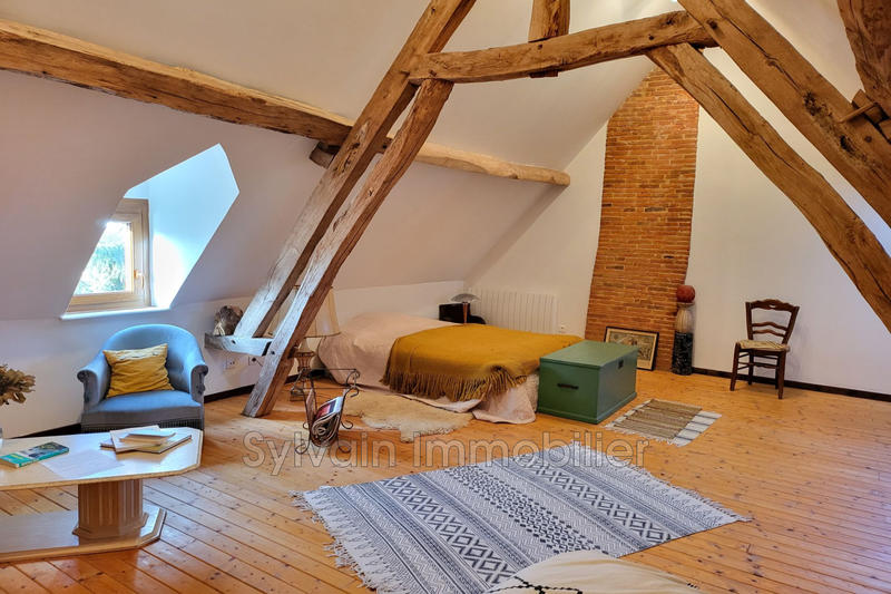 Maison - 170 m² - 8 pièces