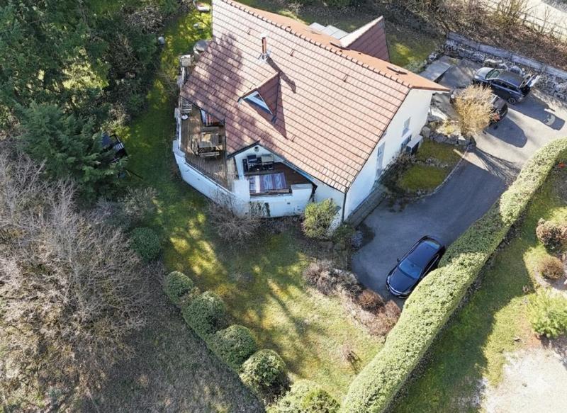 Maison - 187 m² - 6 pièces