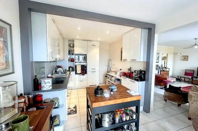 Appartement - 110 m² - 4 pièces