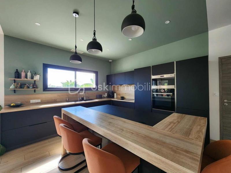 Villa - 171 m² - 5 pièces