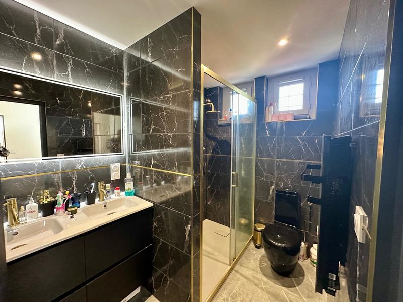 Maison - 142 m² - 7 pièces