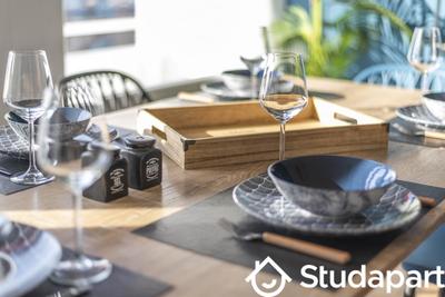 Chambre - 10 m² - 1 pièce