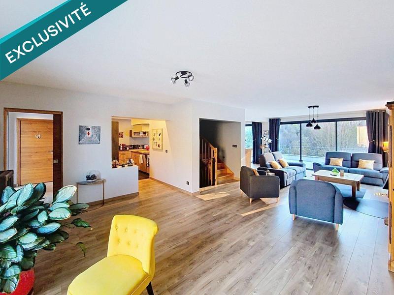 Maison - 350 m² - 8 pièces