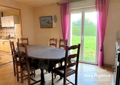 Maison - 93 m² - 5 pièces