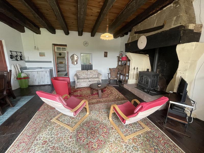 Propriété - 234 m² - 6 pièces