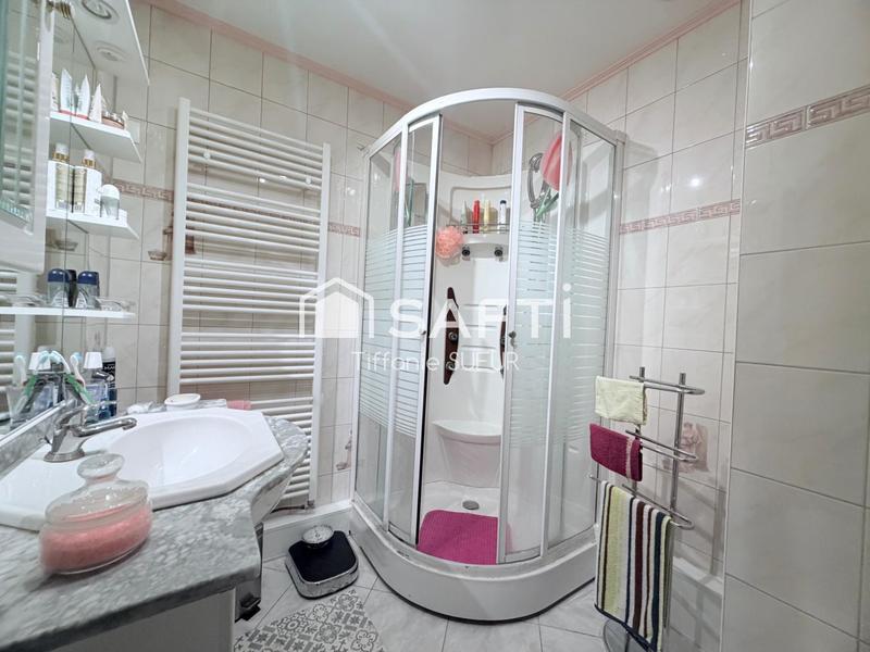 Maison - 97 m² - 5 pièces