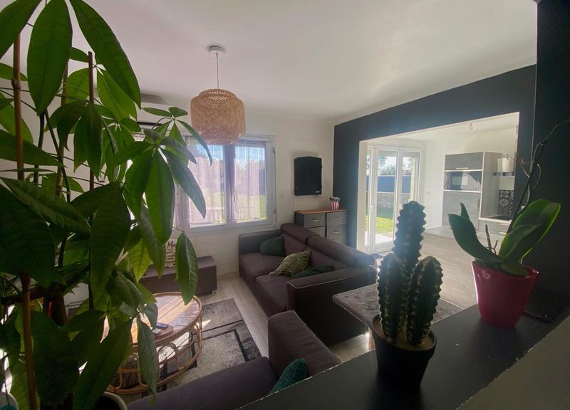 Maison - 90 m² - 5 pièces