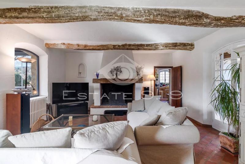 Villa - 188 m² - 7 pièces