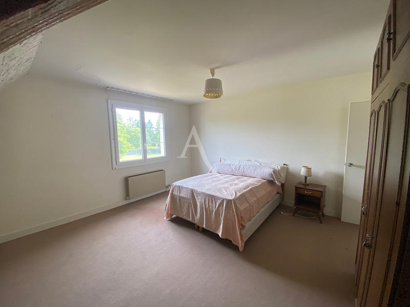 Maison - 260 m² - 9 pièces