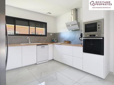 Maison - 137 m² - 5 pièces