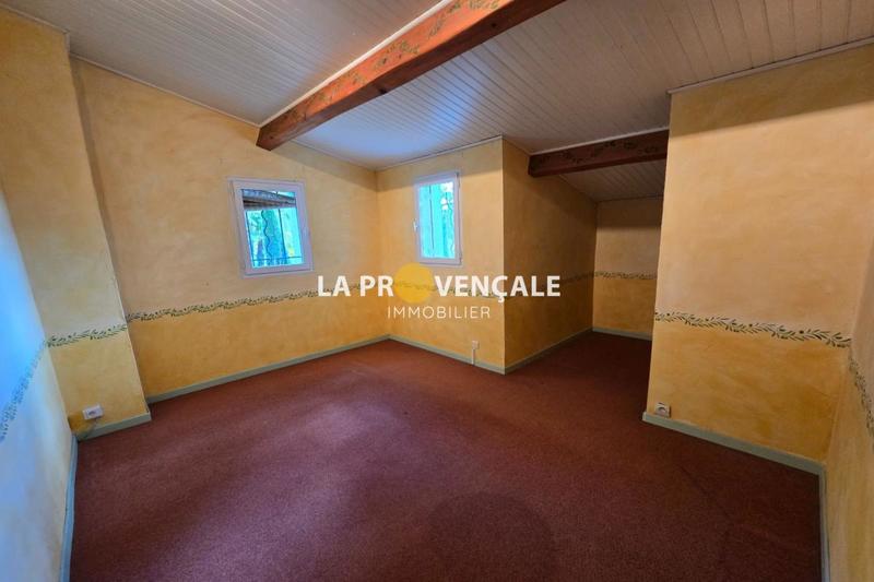 Maison - 176 m² - 9 pièces