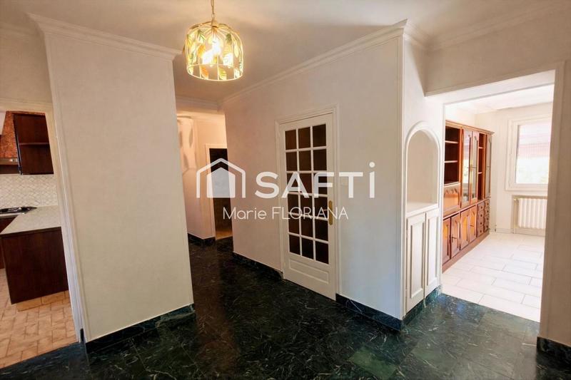 Maison - 179 m² - 6 pièces