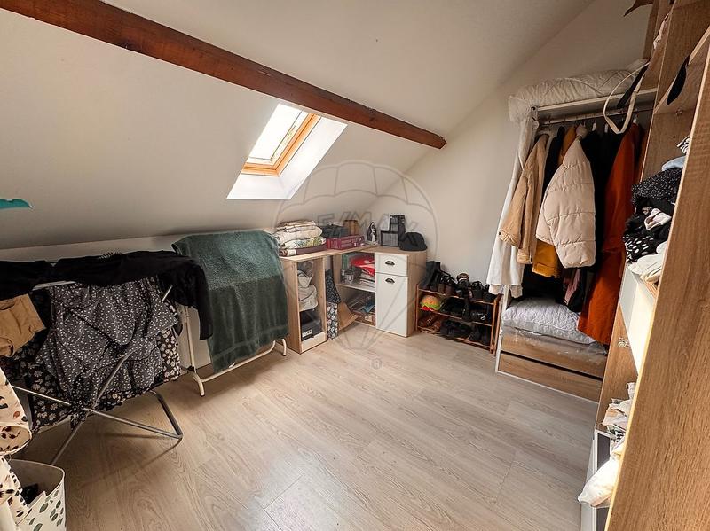 Maison - 96 m² - 4 pièces