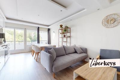 Appartement - 122 m² - 6 pièces