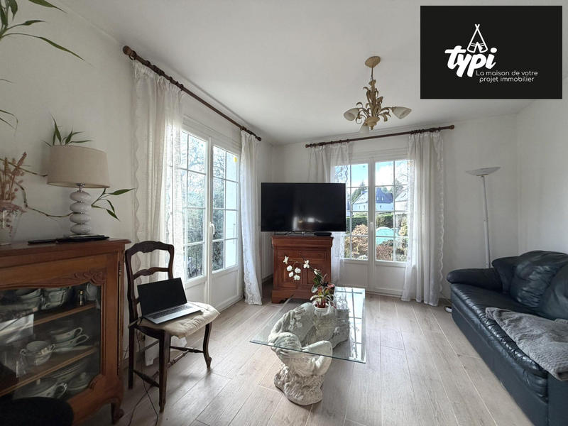 Maison - 157 m² - 8 pièces