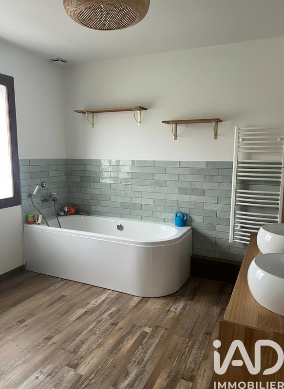 Maison - 100 m² - 4 pièces