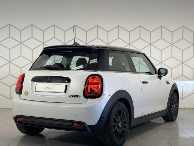 Mini Mini Hatch 3 Portes Cooper se 184 ch Essential