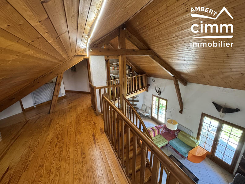 Maison - 146 m² - 7 pièces