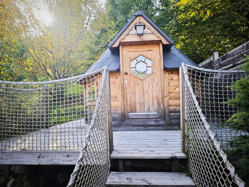 Châlet - 230 m² - 8 pièces