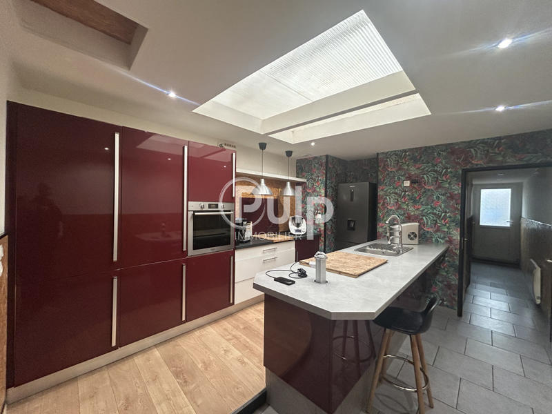 Maison - 100 m² - 6 pièces