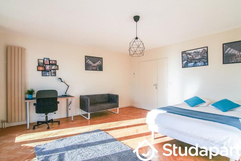 Chambre - 11 m² - 1 pièce