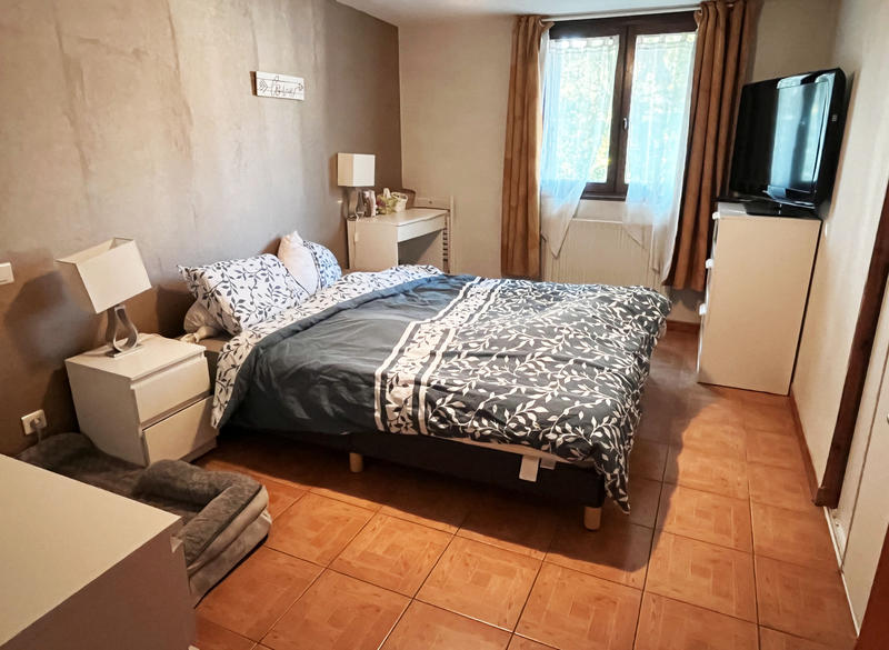 Maison - 642 m² - 30 pièces