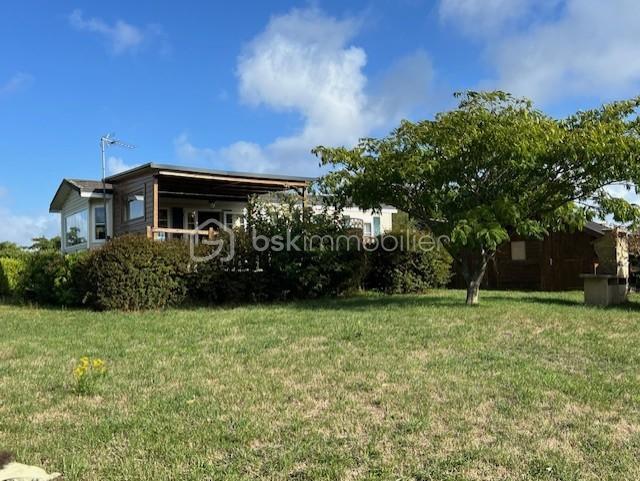 Terrain de loisirs - 689 m²