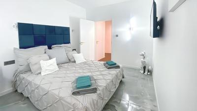 Loft - 157 m² - 5 pièces